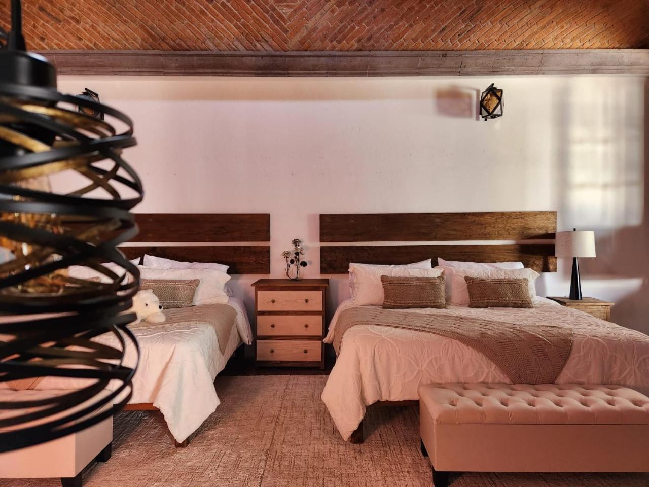 Tres Fuentes Dickinson Hotel Boutique サン・ミゲル・デ・アジェンデ エクステリア 写真