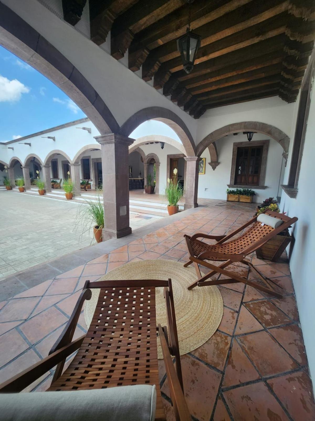 Tres Fuentes Dickinson Hotel Boutique サン・ミゲル・デ・アジェンデ エクステリア 写真